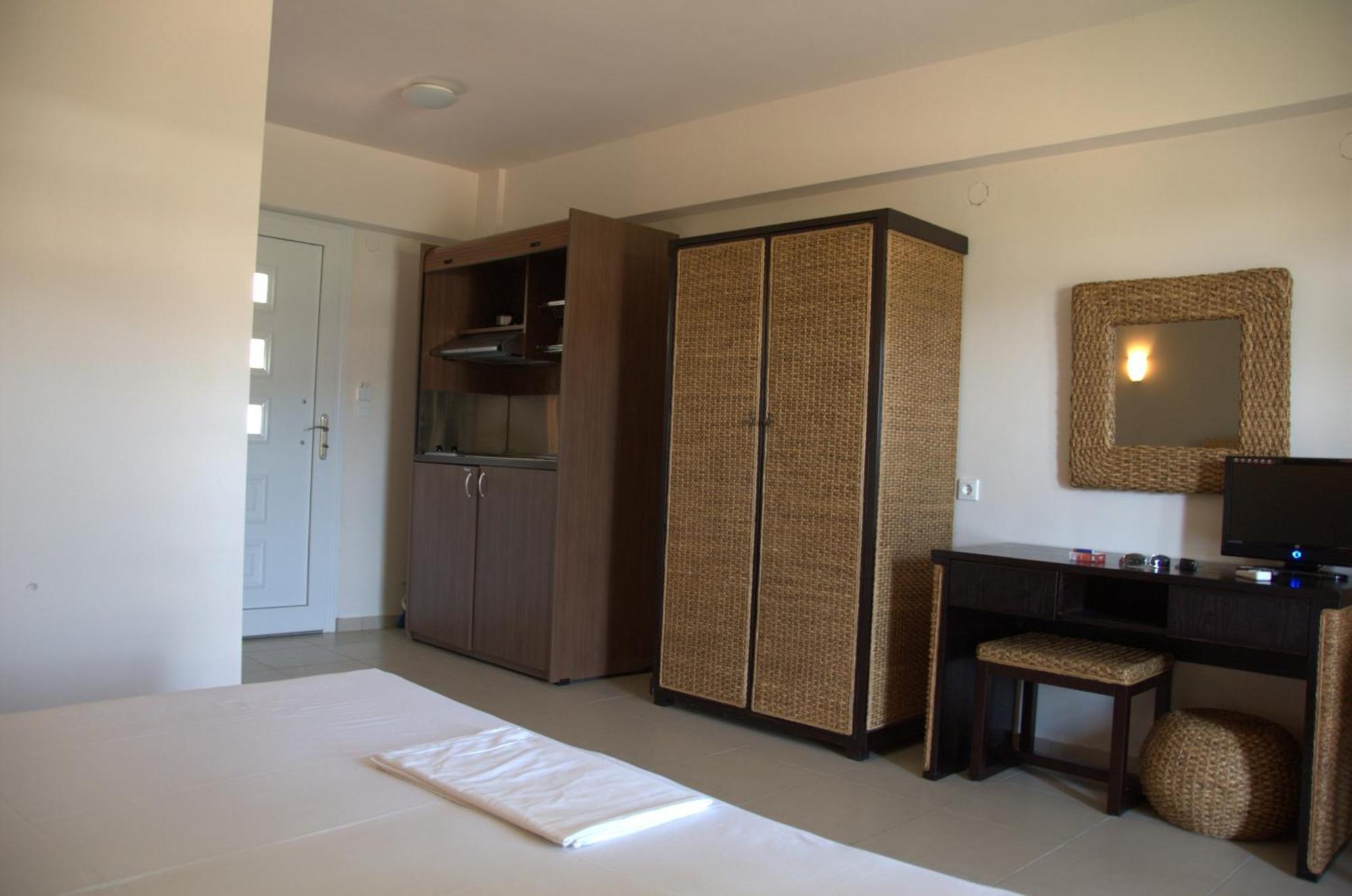 Hotel Sarti Beach ภายนอก รูปภาพ