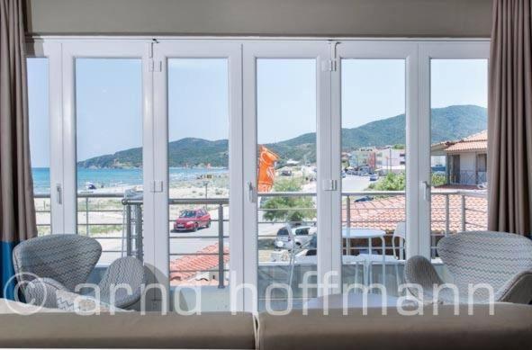 Hotel Sarti Beach ภายนอก รูปภาพ